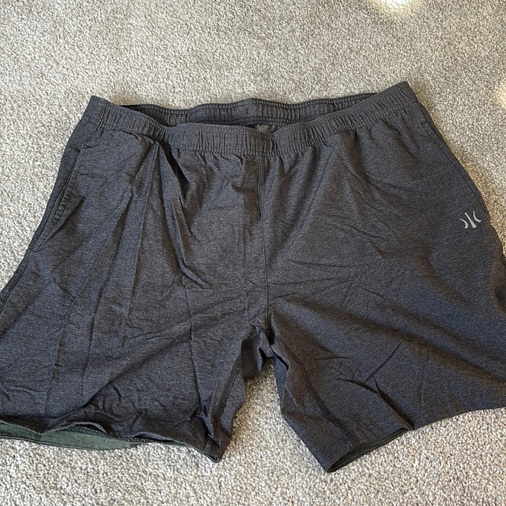 Rhône XL grey shorts